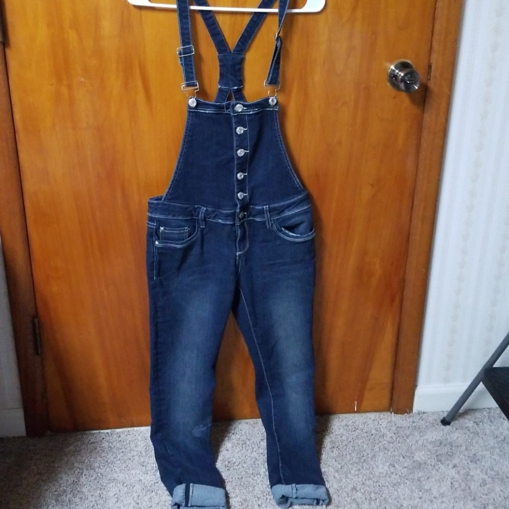 Jean bibs